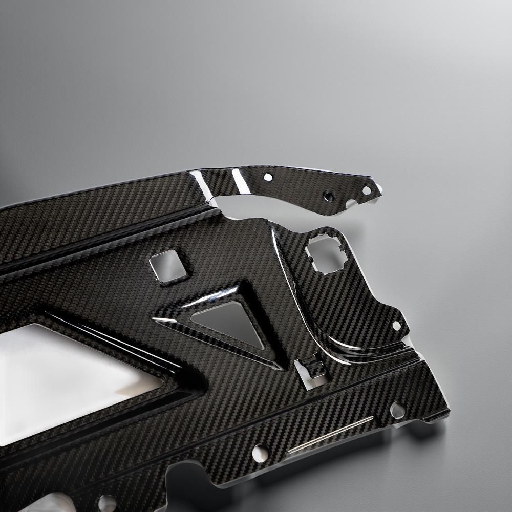 Dry Carbon Cooling Shroud Panel for BMW G80 M3 & G82/G83 M4 2020+ Water Tank Cover