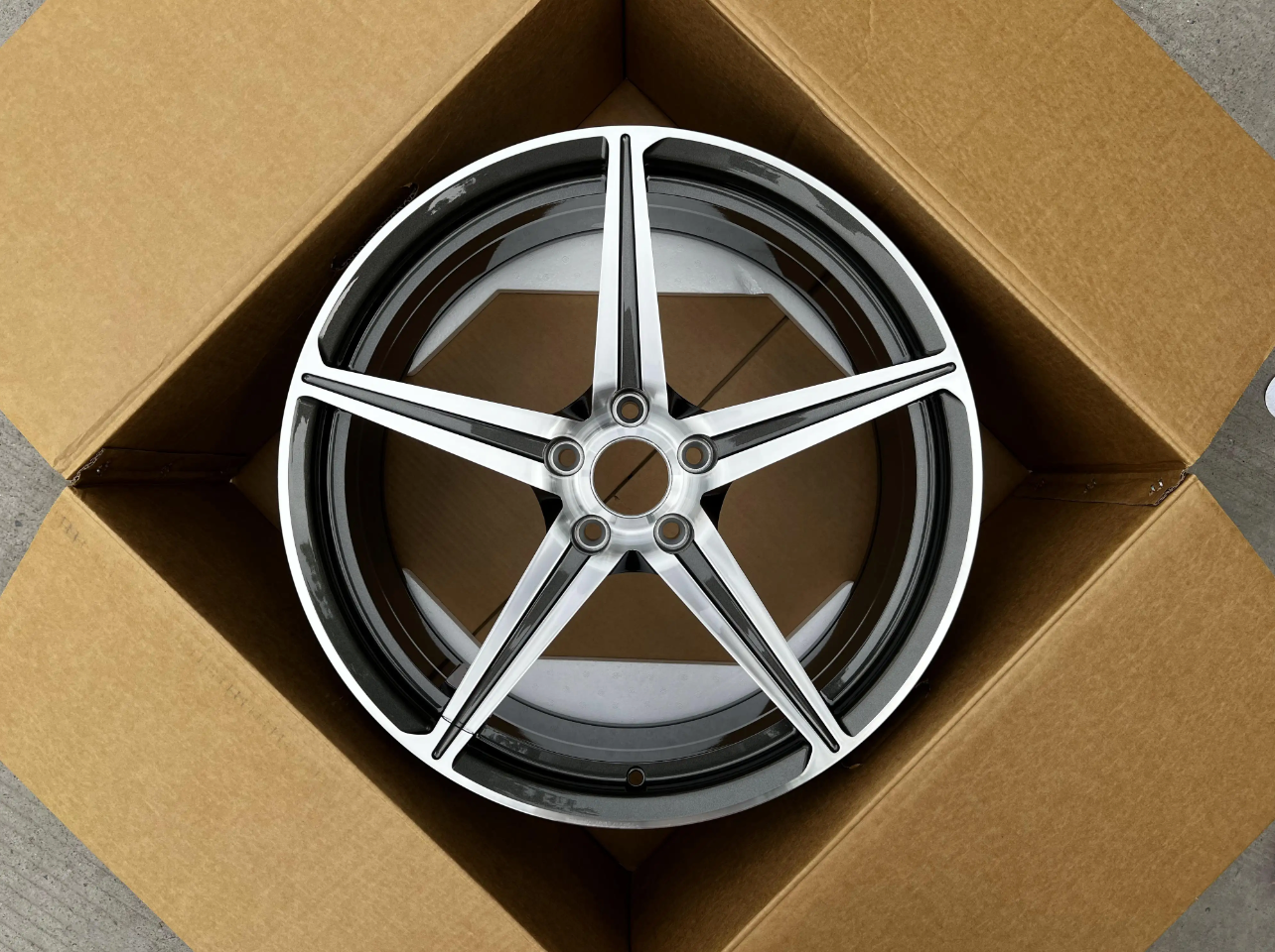 Ferrari Custom-Forged Alloy Aluminum Lightweight Rims (5×114.3 Bolt Pattern)