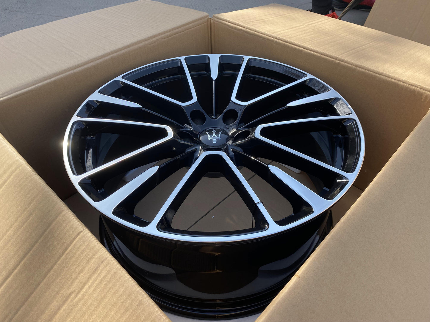 Maserati Thunder Forged Alloy Wheels