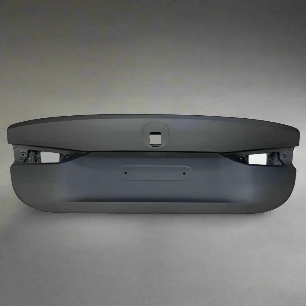 G82 M4 Dry Carbon Fiber Rear Cover