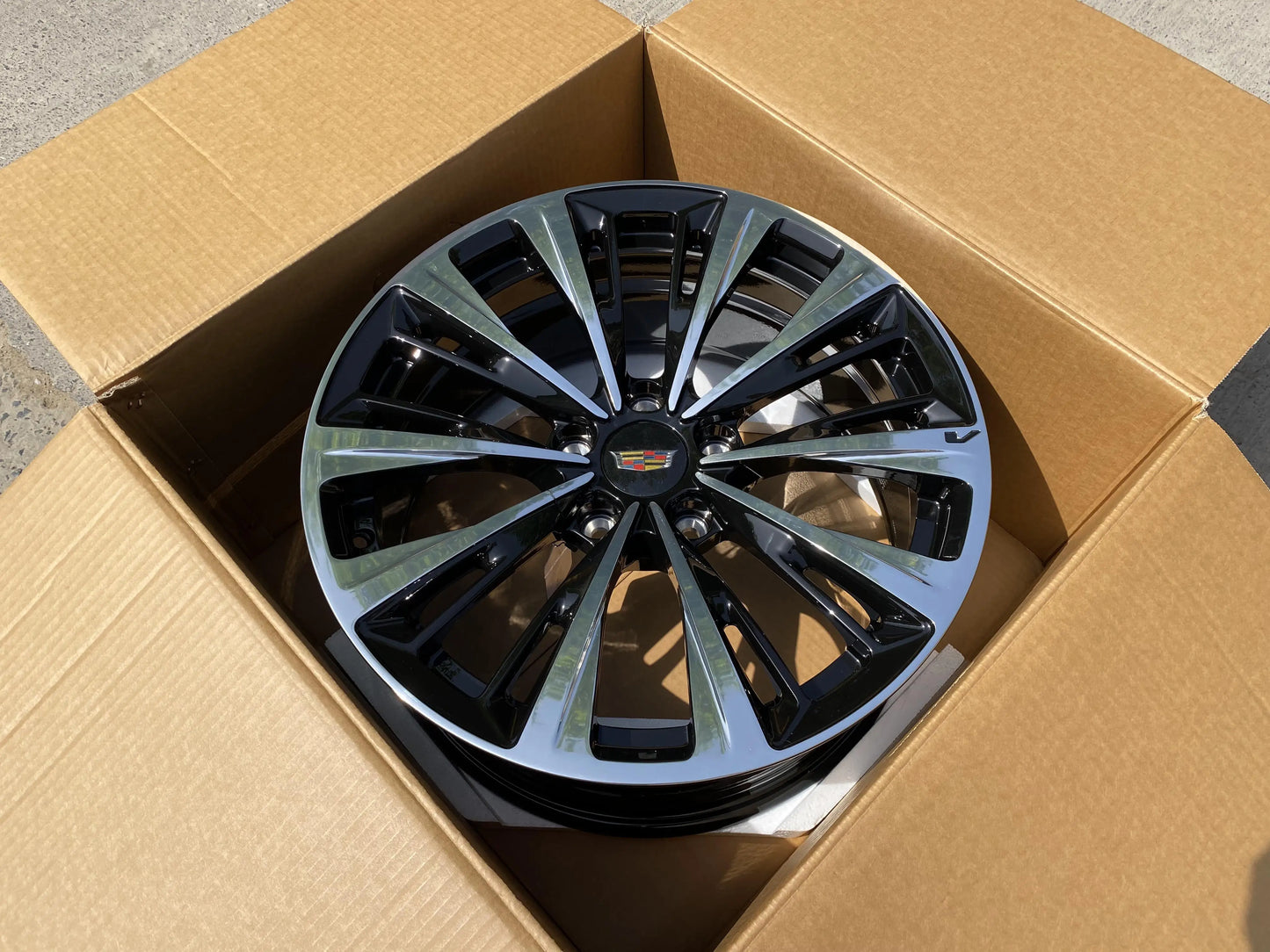 2024 Cadillac Forged Aluminum Alloy Wheels