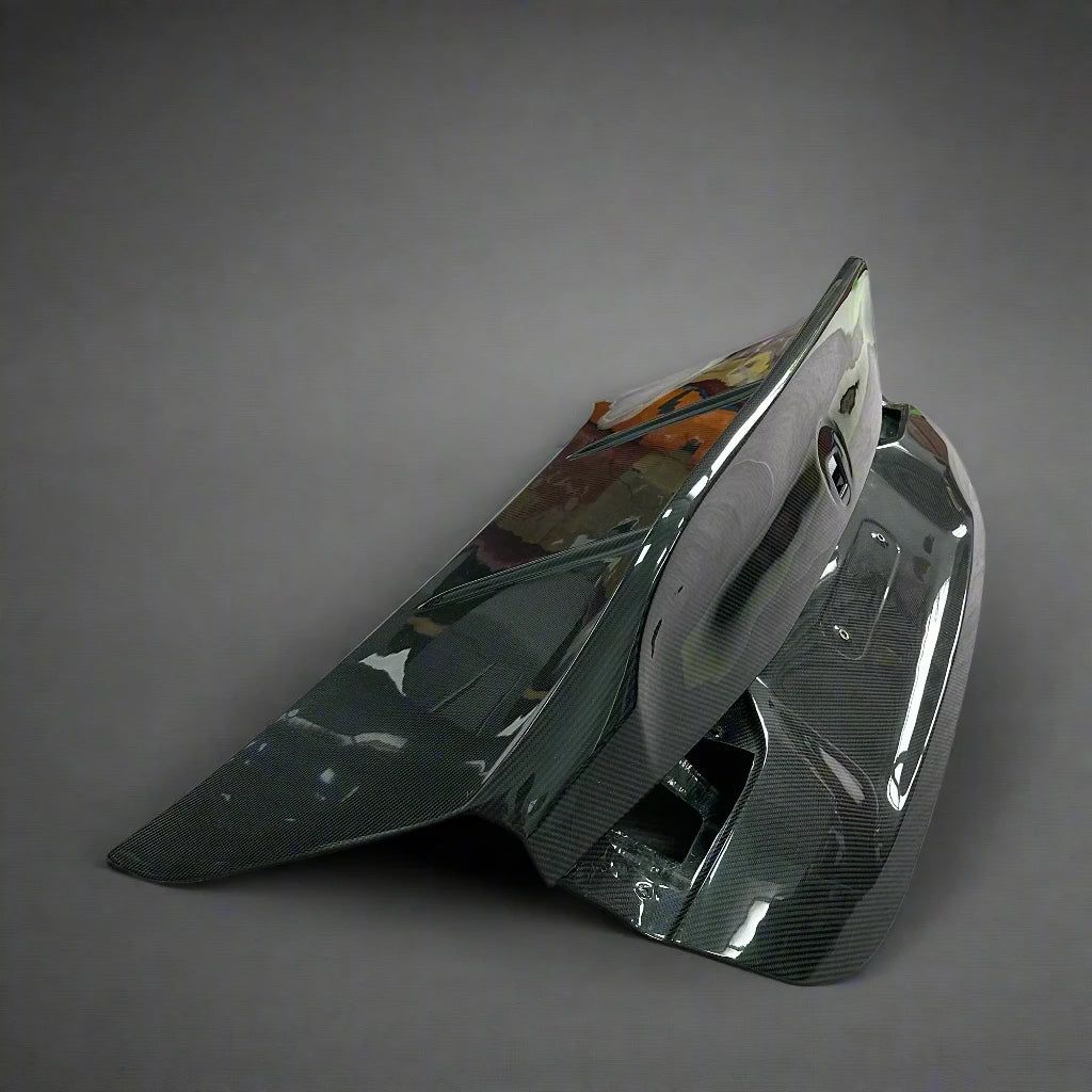 BMW M4 G82 CSL-Style Dry Carbon Rear Cover