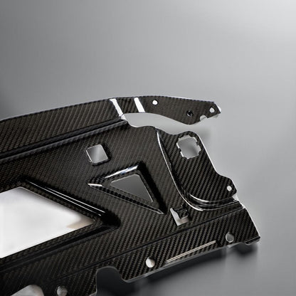 Dry Carbon Cooling Shroud Panel for BMW G80 M3 & G82/G83 M4 2020+ Water Tank Cover