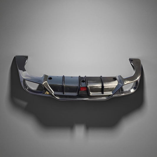 Carbon Fiber Rear splitter with Brake Light - Maserati Ghibli Base Sedan (2014-2017)