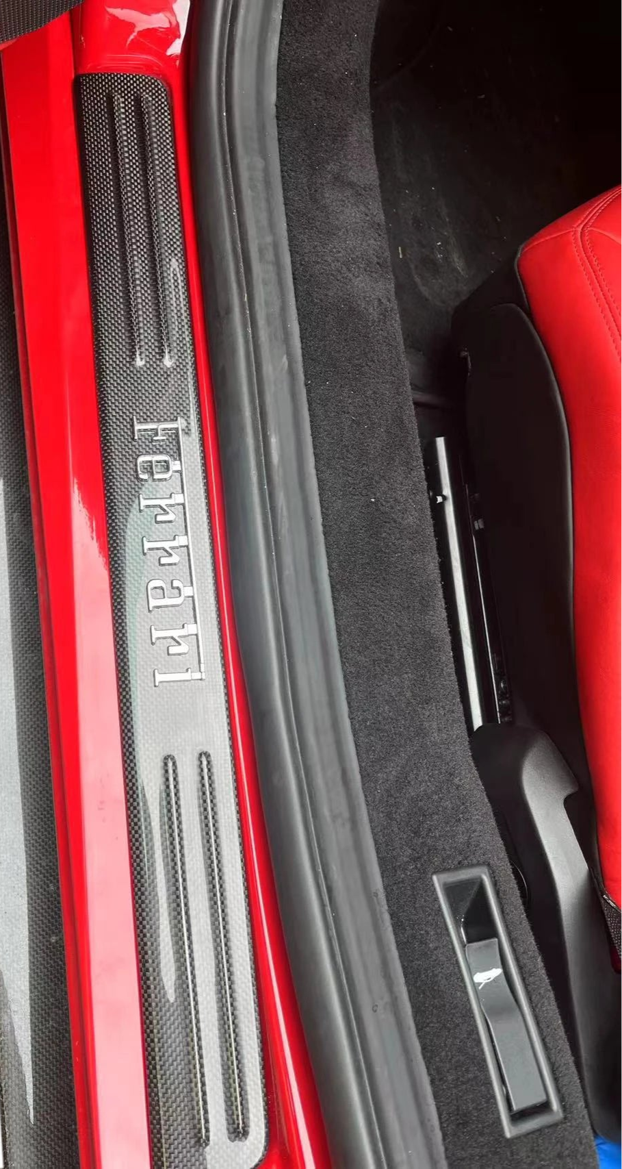 Ferrari F8 488 GTB Spider Dry Carbon Fibre Door Decorative Strip
