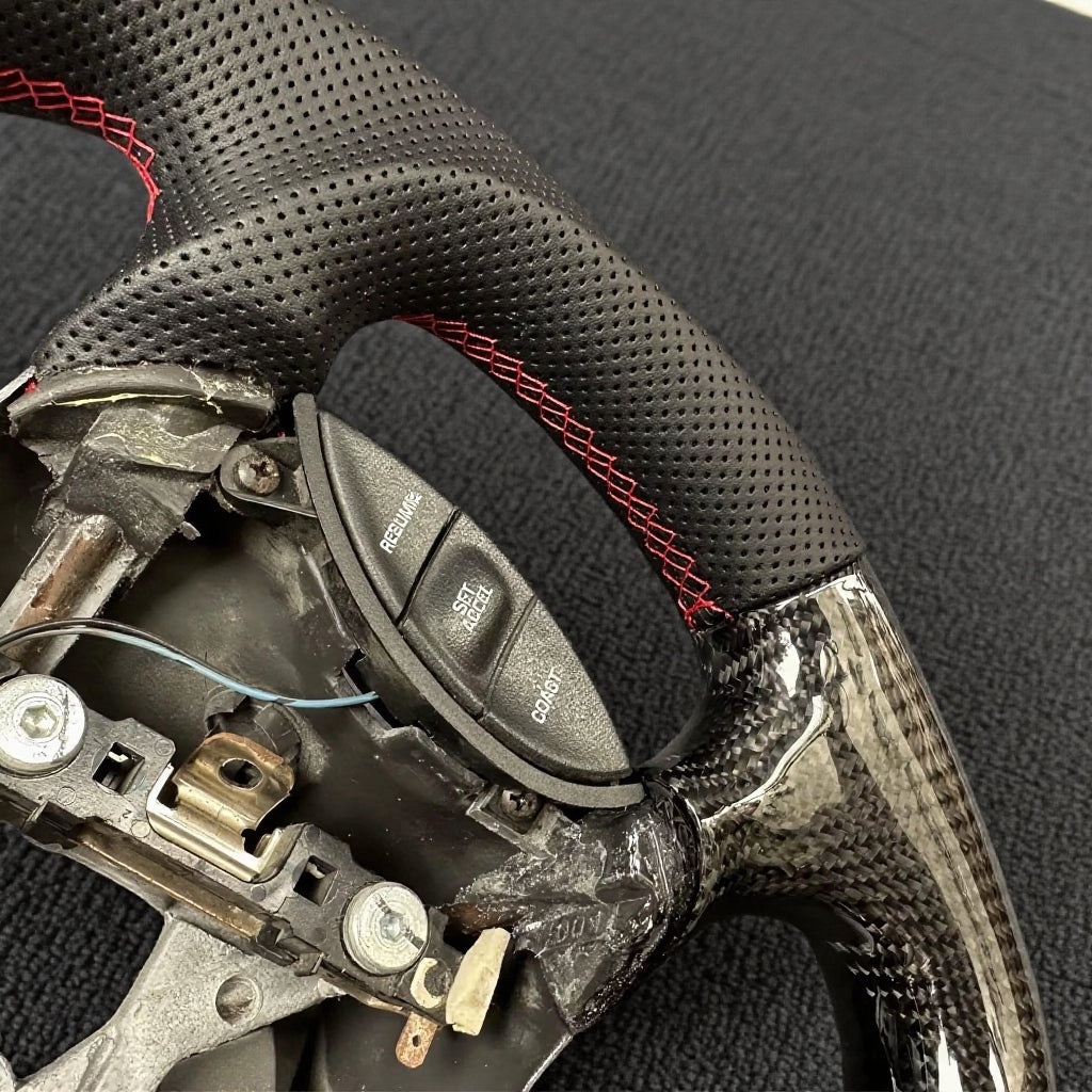 Mustang 1999-2004 Carbon fiber steering wheel